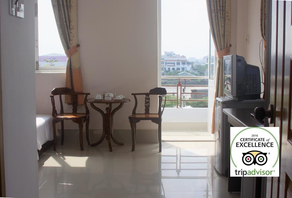 Kiet Hong Hotel Ратьзя Экстерьер фото